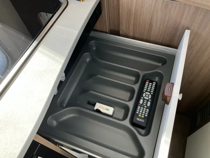 Fahrzeugbild Carado V 132 #29