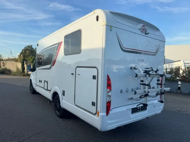 Fahrzeugbild Bürstner Lineo T 690 G #3