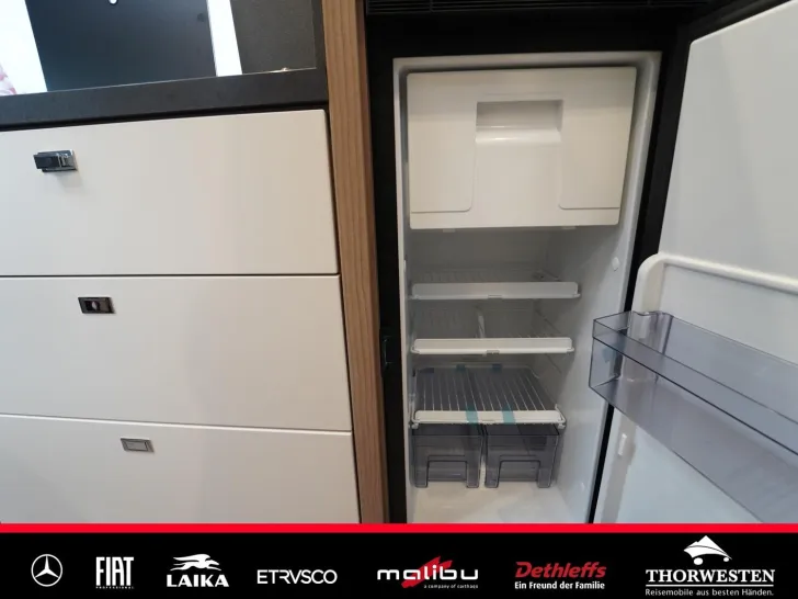 Fahrzeugbild Malibu Van diversity 600 DB K ACC NAV Markise LED #21