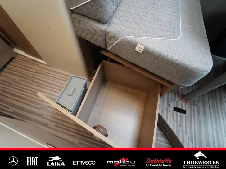 Fahrzeugbild Malibu Van diversity 600 DB K ACC NAV Markise LED #31