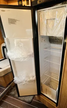 Fahrzeugbild Knaus Sky TI 700 MEG +500 € Tankgutschein bis 30.6. #17