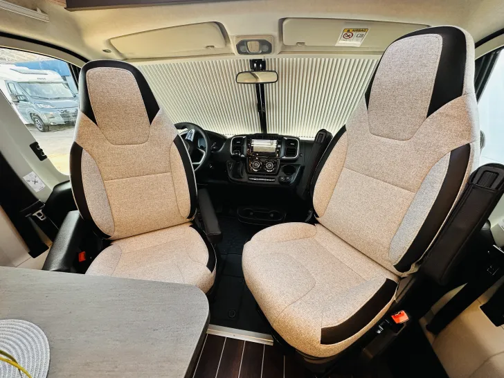 Fahrzeugbild Knaus Sky TI 700 MEG +500 € Tankgutschein bis 30.6. #9