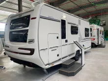 Fahrzeugbild Fendt Bianco Selection 515 SKM Modell 2026 / 2000 kg / Pineto #3