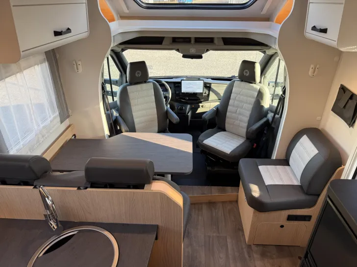 Fahrzeugbild Sunlight Adventure T Ford 680 #17