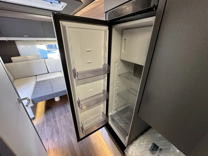 Fahrzeugbild Knaus Azur 500 EU Tv-Paket |ATC|2000kg |Combi-E|Cityw. #7