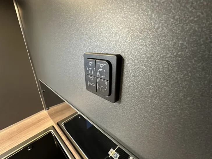 Fahrzeugbild Knaus Azur 500 EU Tv-Paket |ATC|2000kg |Combi-E|Cityw. #23