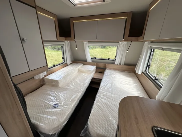 Fahrzeugbild Knaus Sport 460 EU 1600 Kg | Trailer Control | Dusche #14