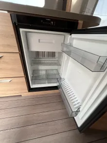 Fahrzeugbild Knaus Südwind 450 FU 60 YEARS Bugfenster + Cityanschluss #14