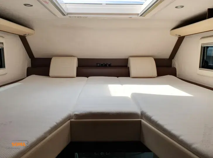 Fahrzeugbild Concorde Cruiser 900 RRL ähnlich 890 RRL Iveco Eurocargo #9