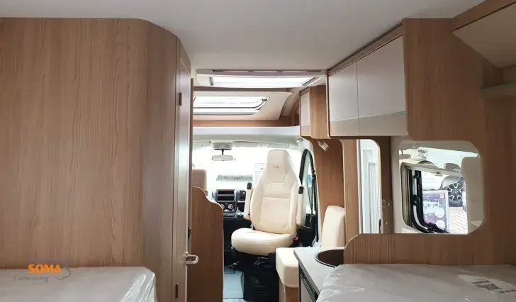 Fahrzeugbild LMC Cruiser 70 V 643 G 70 JAHRE SONDERMODELL ! #13
