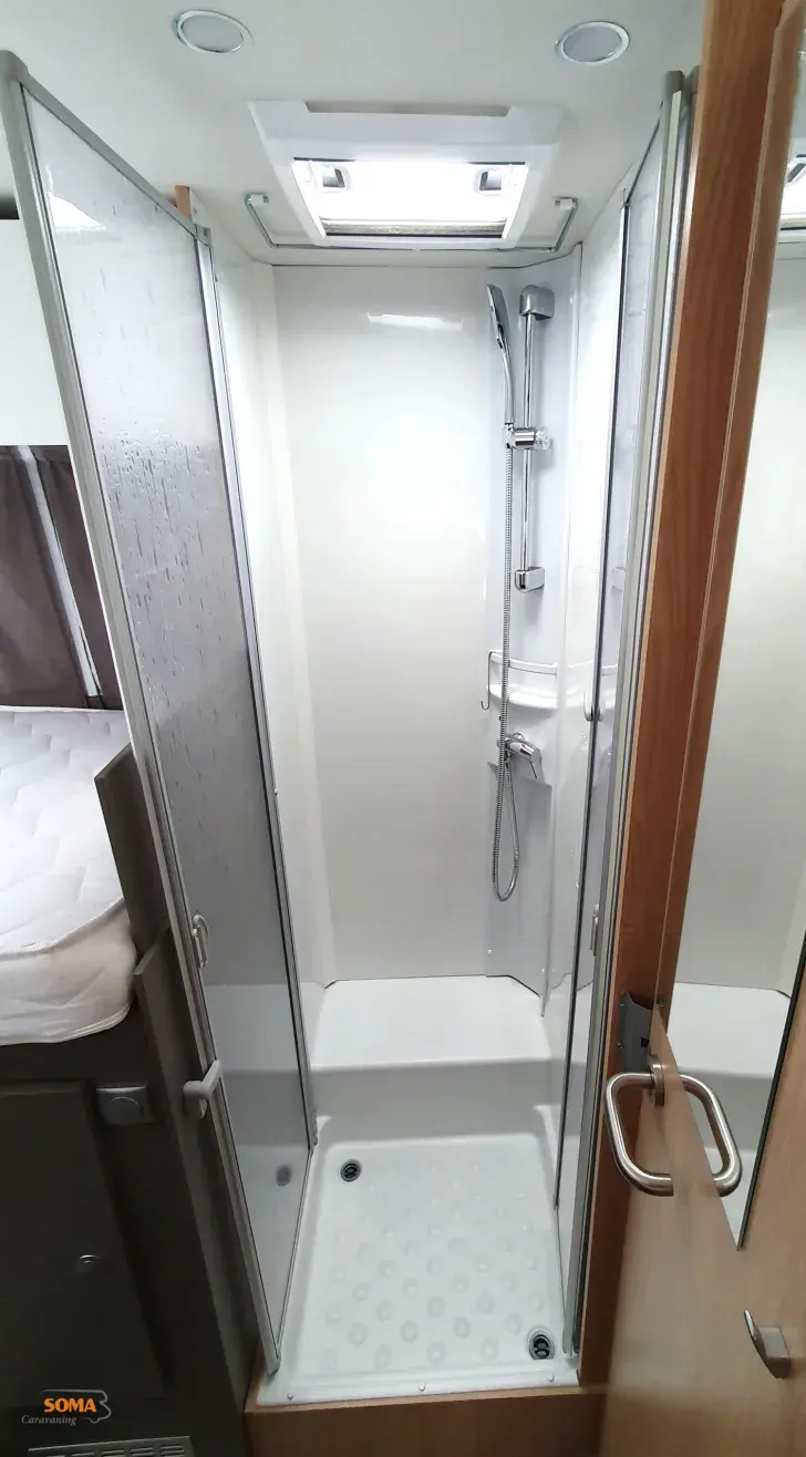 Fahrzeugbild LMC Tourer T 730 G #16