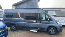 Seitlich Malibu Van First Class - Two Rooms 640 LE RB Listenpreis: 105.800€