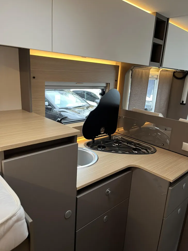 Fahrzeugbild LMC Tourer Lift H 664 G Kostenfreie Anlieferung !! #15