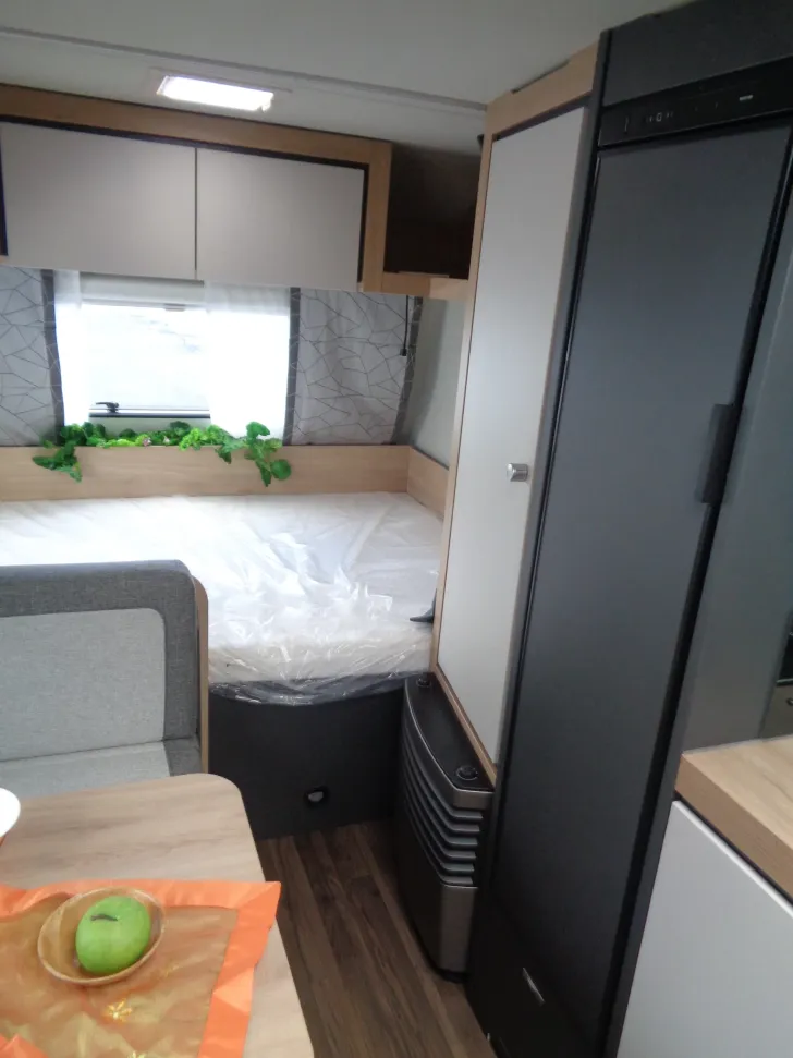 Fahrzeugbild Knaus Sport 500 QDK Modell 2027 mit Garagentür #8