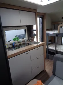 Fahrzeugbild Knaus Sport 500 QDK Modell 2027 mit Garagentür #11