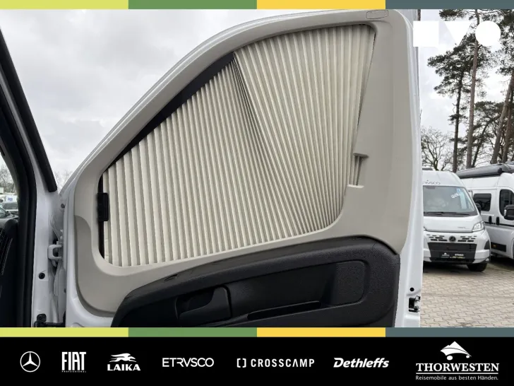 Fahrzeugbild Etrusco T 5900 FB 8-Gang Fahrradträger SOLAR NAVI KAMERA #10