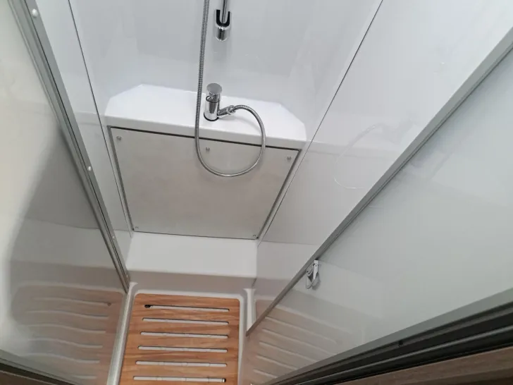 Fahrzeugbild Carado I 447 Pro+ Automatik, 4.400 kg, Solar, Sat, TV #21