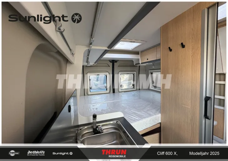 Fahrzeugbild Sunlight Cliff X 600 Herbstpreis %%% #13