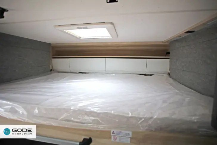 Fahrzeugbild Hobby De Luxe 515 UHL /Modell 2026/2.000 kg/Bettverbre #9