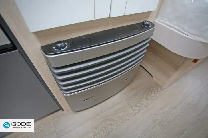 Fahrzeugbild Hobby De Luxe 515 UHL /Modell 2026/2.000 kg/Bettverbre #24