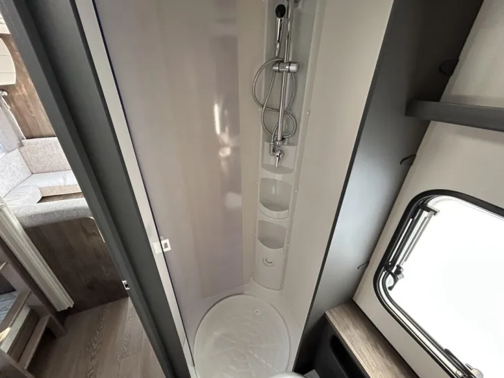 Fahrzeugbild Hobby Excellent Edition 545 KMF #11