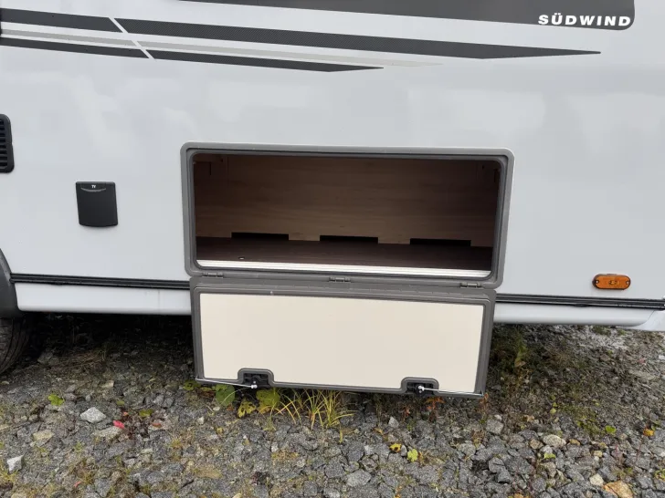 Fahrzeugbild Knaus Südwind 60 YEARS 500 EU TV | WLAN | Duschausbau #18