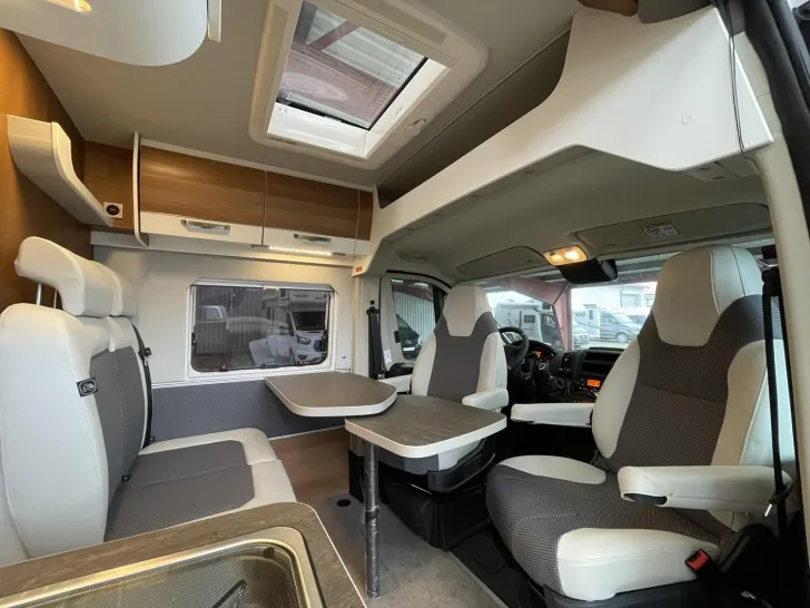 Fahrzeugbild VanTourer 600 D ++NAVI+RFK+SOLAR+LITHIUM++ #15