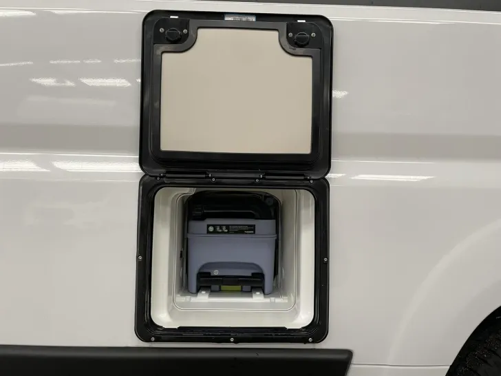 Fahrzeugbild VanTourer 600 D ++NAVI+RFK+SOLAR+LITHIUM++ #42