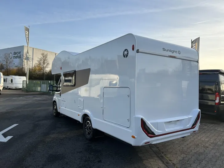 Fahrzeugbild Sunlight A 70 #3