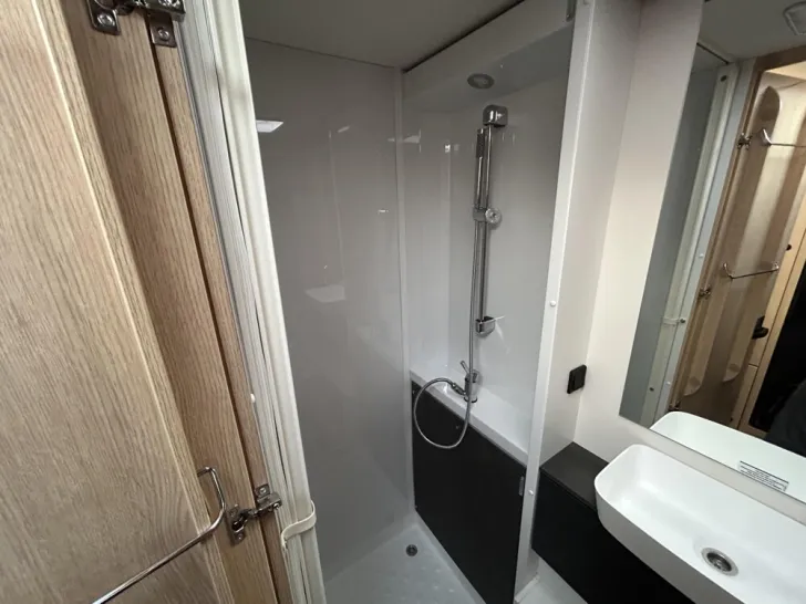 Fahrzeugbild Sunlight A 70 #13