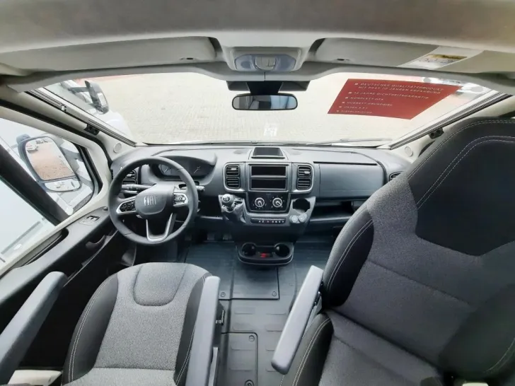 Fahrzeugbild LMC Tracer 690 EL Verfüg./Sparen Sie 10.596,- € #19