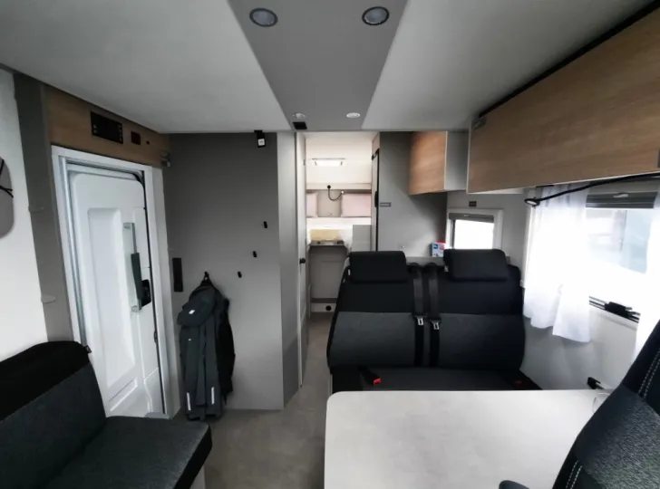Fahrzeugbild LMC Tracer 690 EL Verfüg./Sparen Sie 10.596,- € #5