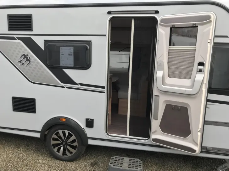 Fahrzeugbild Knaus Südwind BLACK SELECTION 580 QS Mod.2026; 2000kg #5