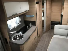 Fahrzeugbild Knaus Südwind BLACK SELECTION 580 QS Mod.2026; 2000kg #10