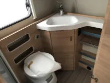 Fahrzeugbild Knaus Südwind BLACK SELECTION 580 QS Mod.2026; 2000kg #17