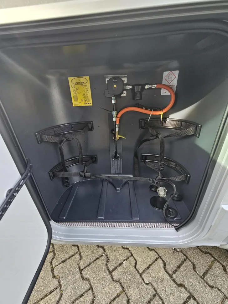 Fahrzeugbild Adria Matrix 60Y 650 DL 180PS|NAVI/RFK|Jubilee-Modell #25