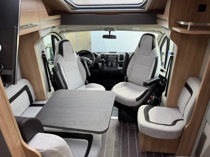 Fahrzeugbild Knaus Sky TI 650 MEG *IC-Line Sondermodell 2026* #19