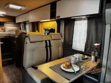 Fahrzeugbild LMC Tourer Lift H 660 G 70 Jahre Auto. #11