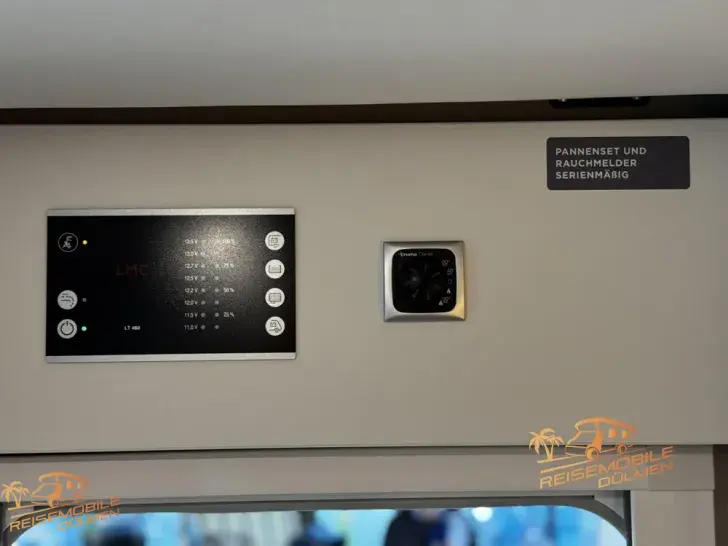 Fahrzeugbild LMC Tourer Lift H 660 G 70 Jahre Auto. #24