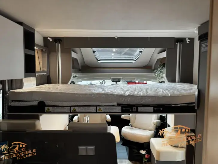 Fahrzeugbild LMC Tourer Lift H 660 G 70 Jahre Auto. #29