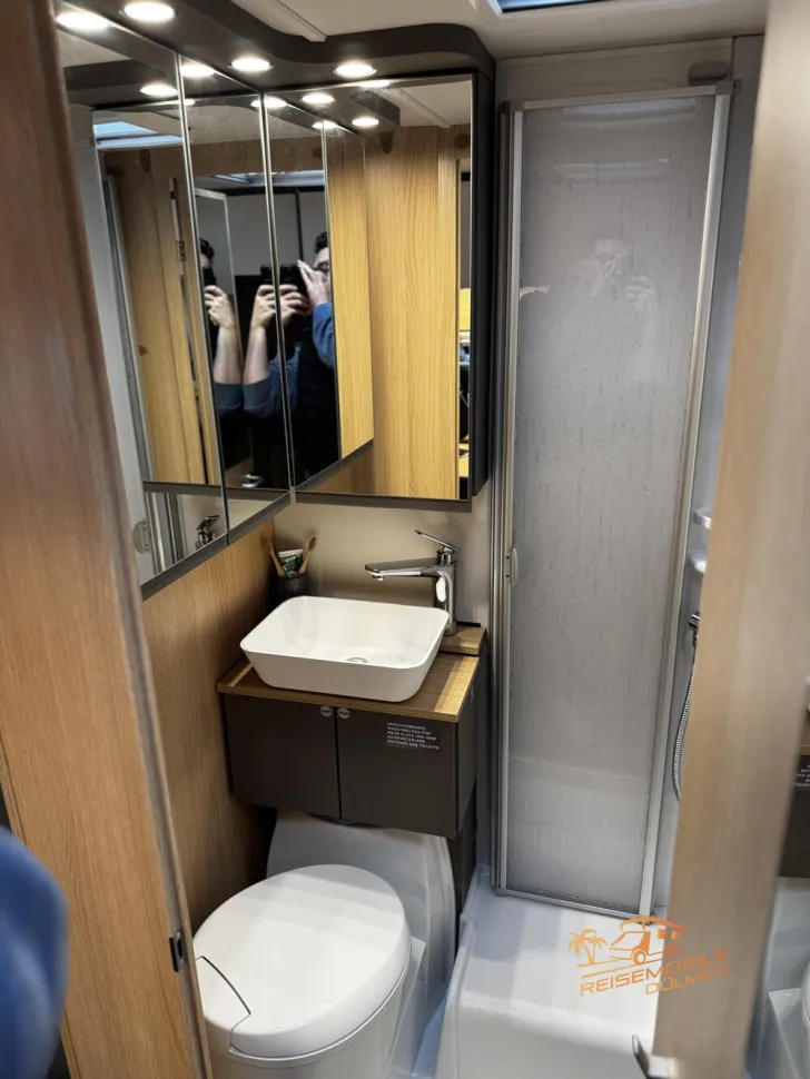 Fahrzeugbild LMC Tourer Lift H 660 G 70 Jahre #25