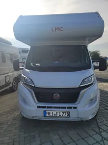 Fahrzeugbild LMC Tourer A 690 #2