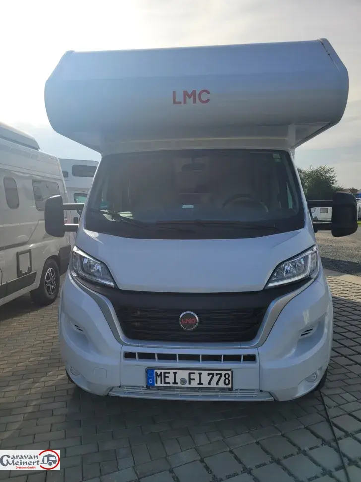 Fahrzeugbild LMC Tourer A 690 #2