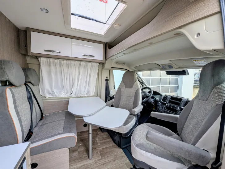 Fahrzeugbild Pössl D-Line 2WIN S Plus Modell 2026 Sie sparen 2.473,- #4