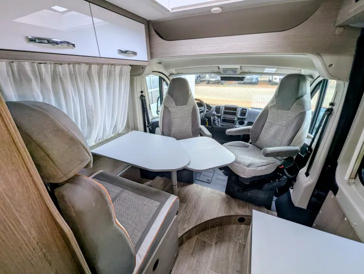 Fahrzeugbild Pössl D-Line 2WIN S Plus Modell 2026 Sie sparen 2.473,- #5