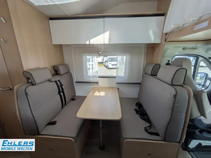 Fahrzeugbild LMC Tourer A 690 G 140PS/Autom/Markise/Fahradträger/Isofix #7