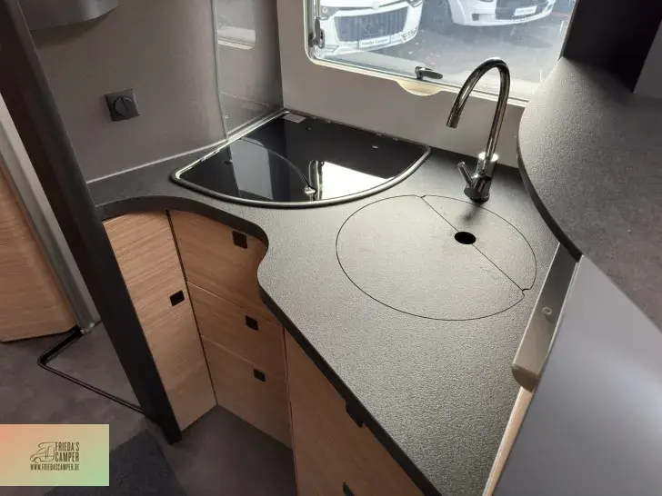 Fahrzeugbild Malibu I 470 RB LE K Preishammer! Mercedes comfort MJ26 #19