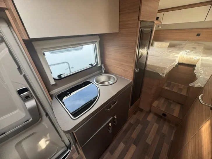 Fahrzeugbild Weinsberg CaraHome 650 MEG #6