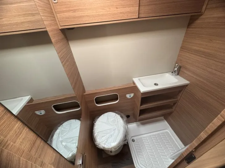 Fahrzeugbild Weinsberg CaraHome 650 MEG #8