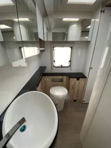 Fahrzeugbild Hobby De Luxe 495 WFB #11